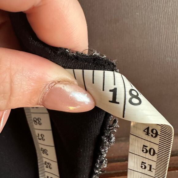 ELIE TAHARI | Black Tweed Wrap Detail Sheath Cocktail Dress | US Size 8 - Picture 7 of 7